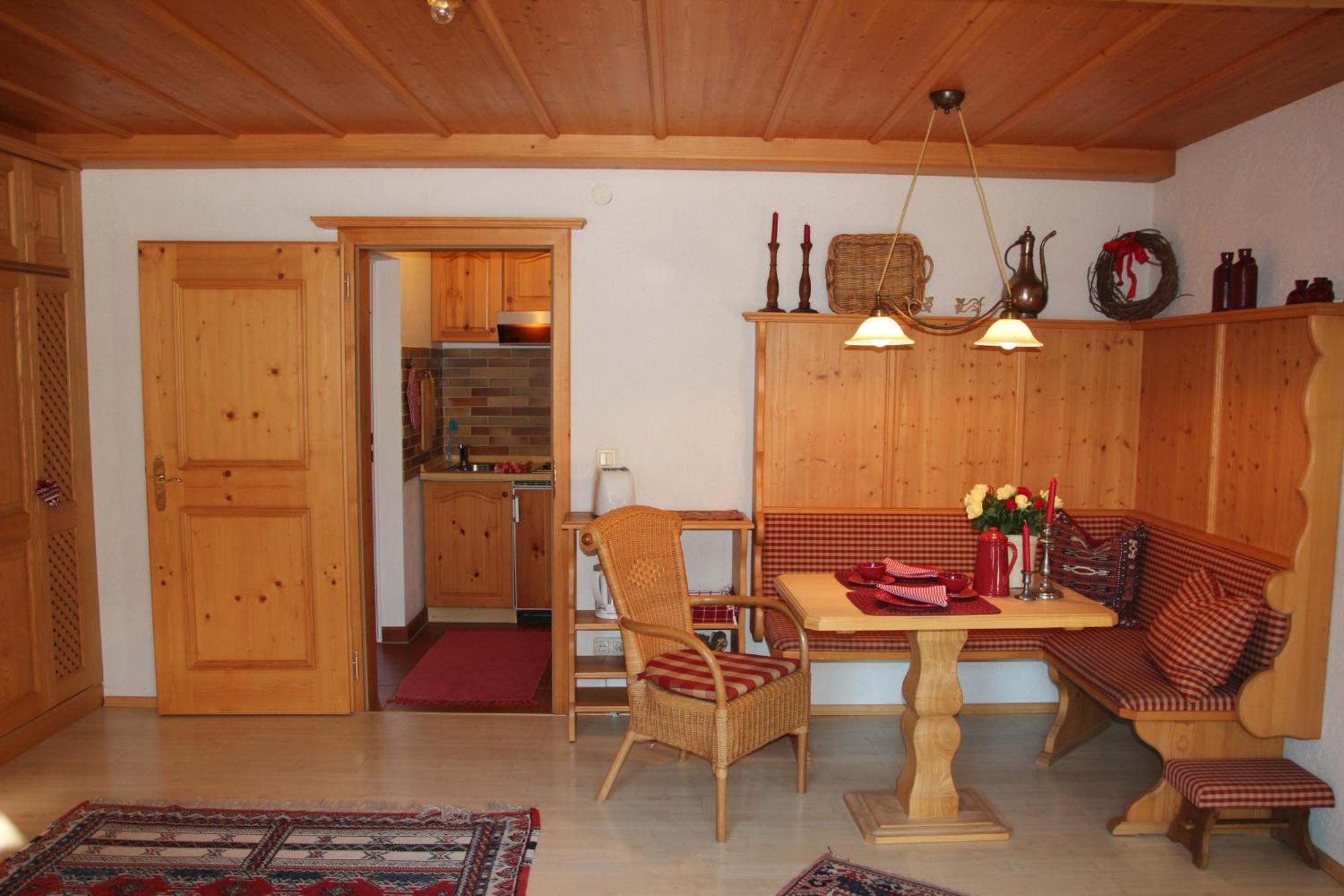 Haus Rustikana Apartment Mittenwald Room photo